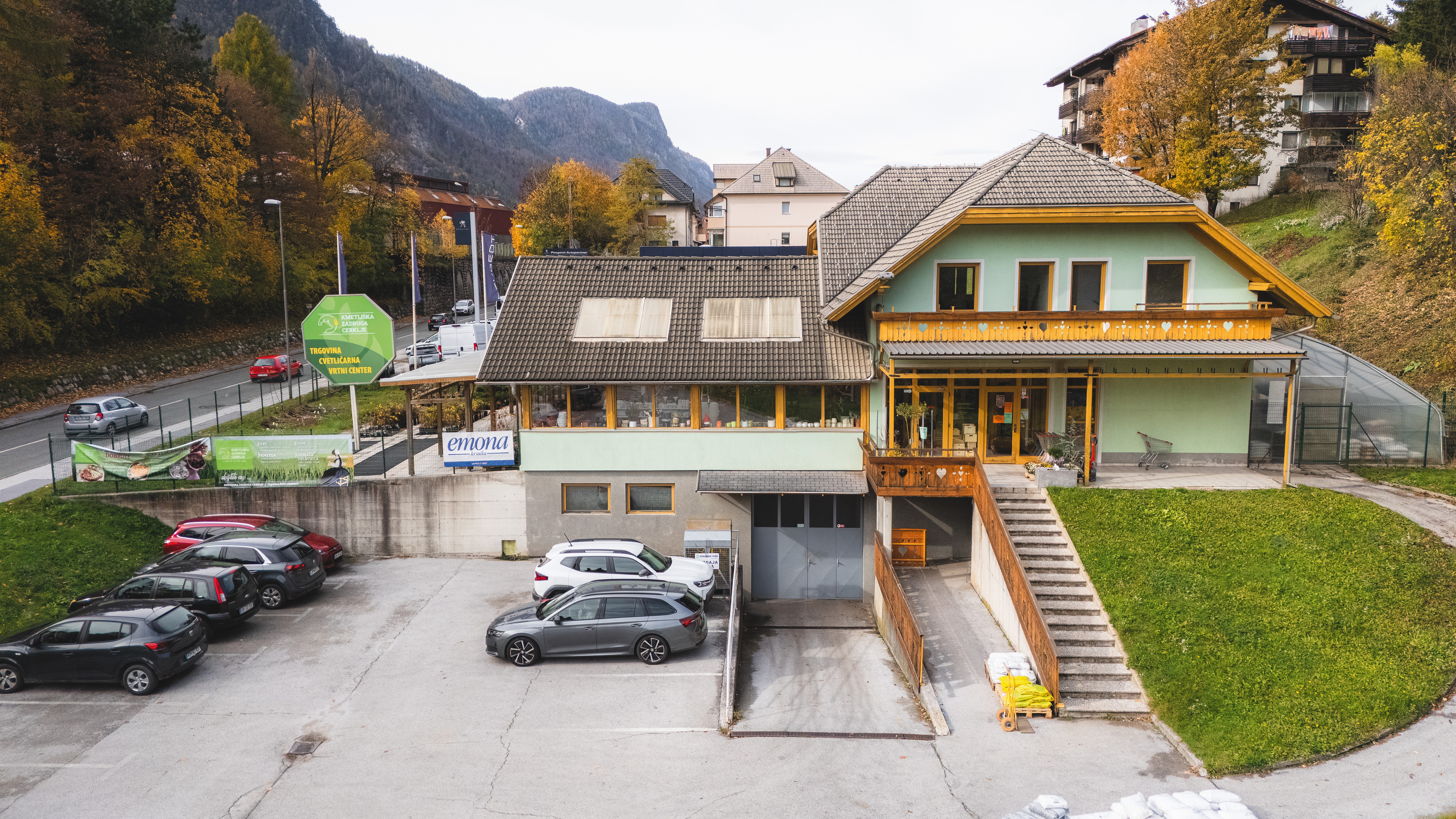 TRGOVINA ŠTOF JESENICE